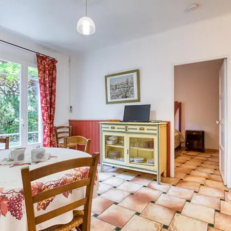 Ferienhaus Reattu Fourques (Gard)